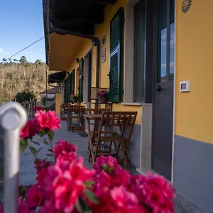 Il Giardino Dei Pavoni , Soviore Italie